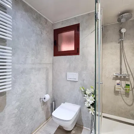 Luxury In Jardines De Don Carlos Lejlighed Marbella