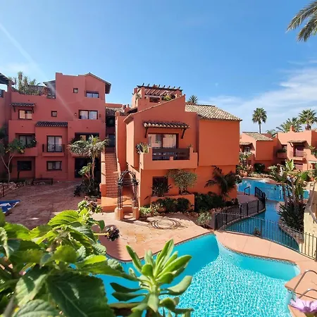 Luxury In Jardines De Don Carlos Marbella
